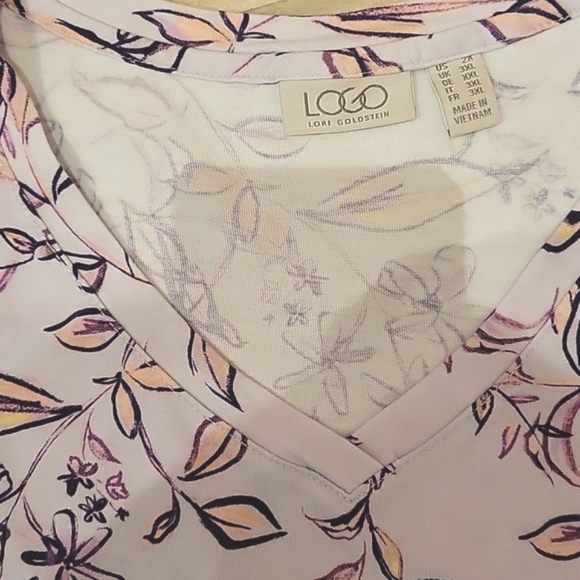 LOGO by Lori Goldstein lavender tunic top with pockets size 2X - Picture 2 of 5